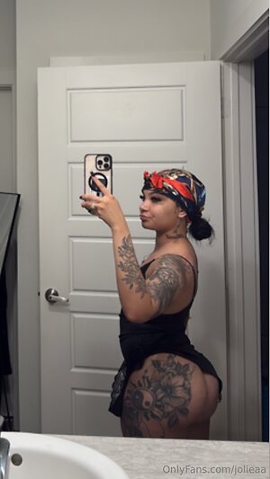 Jolieaa leaked photo #4