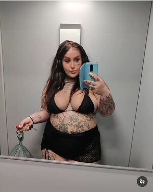 Jonna leaked photo #18