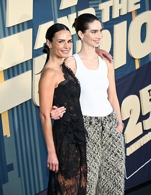 Jordana Brewster leaked photo #120