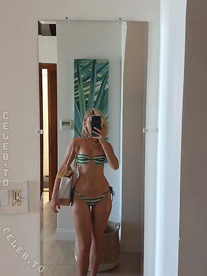 Jordyn Jones Nude Leaked Photo #20