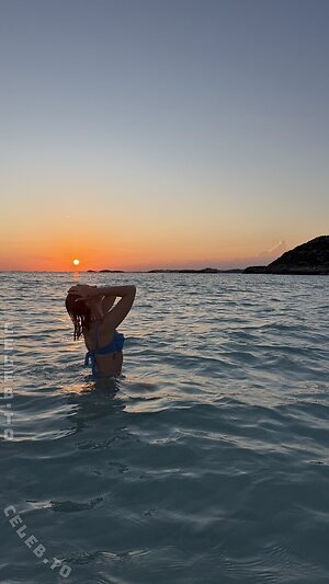 Jordyn Jones Nude Leaked Photo #36