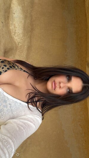 Josephine Joseph Nude Leaked Photo #4