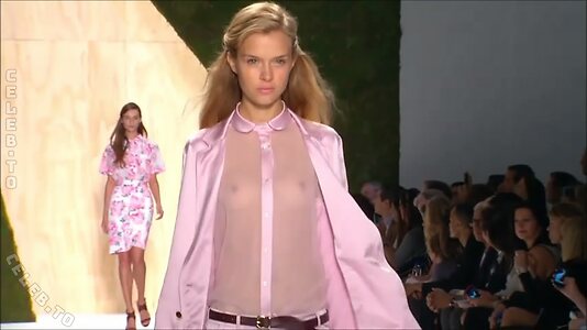 Josephine Skriver Nude Leaked Photo #2