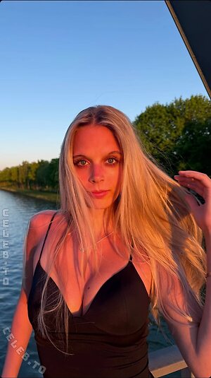 Josy May Diekmann Nude Leaked Photo #2