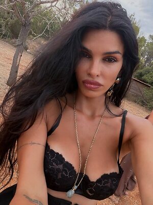 Jovana Djordjevic leaked photo #4
