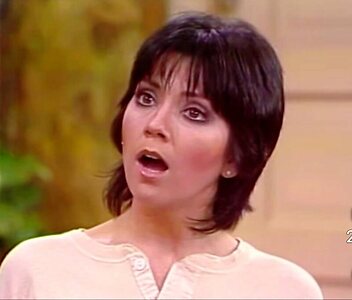 Joyce Dewitt