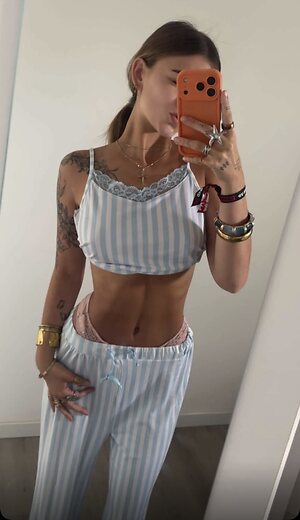Joyliana joy.liana Nude Leaked Photo #3
