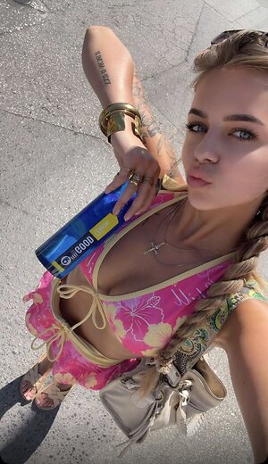 Joyliana joy.liana Nude Leaked Photo #13