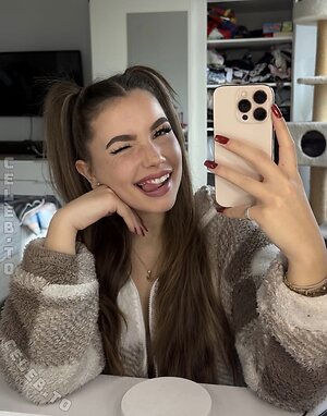 joysemmi Nude Leaked Photo #24