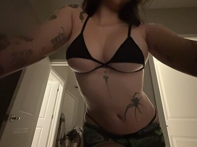 joyssie leaked photo #4