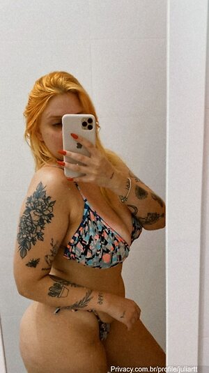 jrtt0 julia peituda leaked photo #26