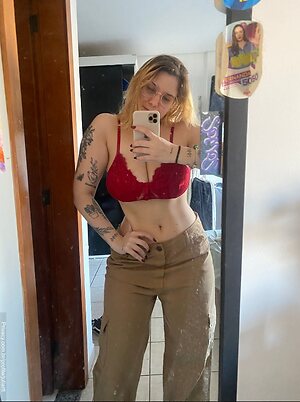 jrtt0 julia peituda leaked photo #38