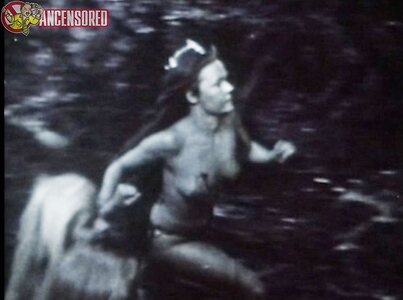 Judi Dench leaked photo #16