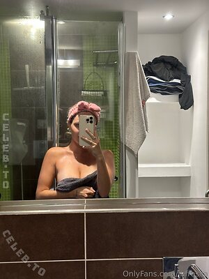 Jufrasca Nude Leaked Photo #19