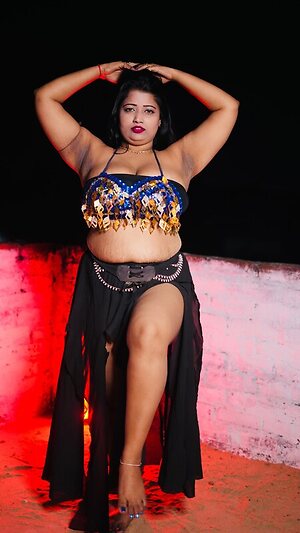 Juhi Sharma leaked photo #5