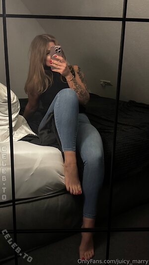 Juicy_Marry Nude Leaked Photo #17