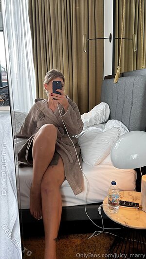 Juicy_Marry Nude Leaked Photo #39