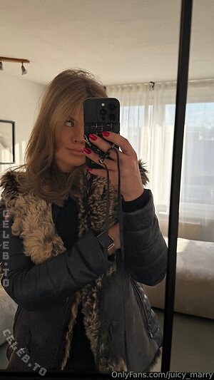 Juicy_Marry Nude Leaked Photo #44