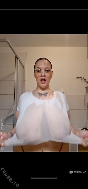 Jujuicy Nude Leaked Photo #18