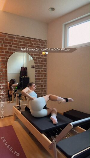 Julesboringlife photo
