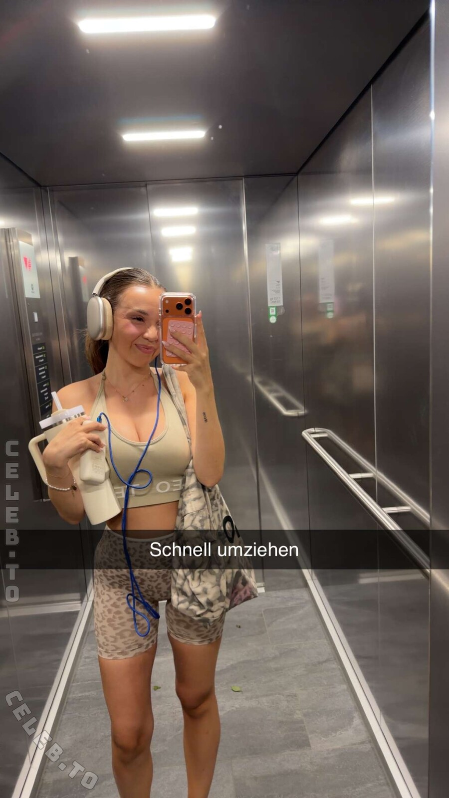 Julesboringlife photo