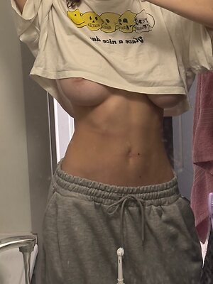 juleskuc leaked photo #3
