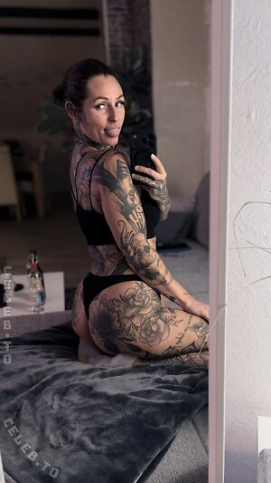 julez.iink Nude Leaked Photo #40