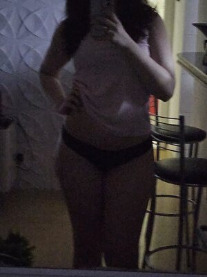 Julia Azarity leaked photo #3