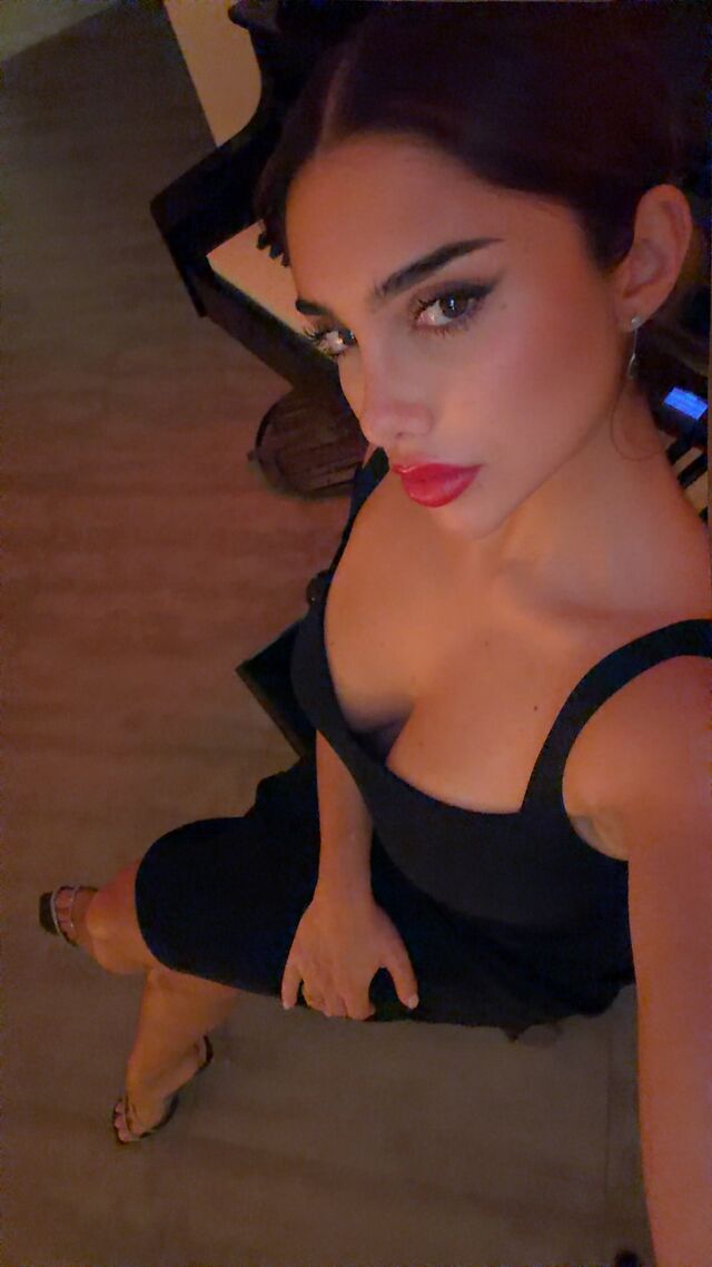 Julia Bayonetta leaked photos