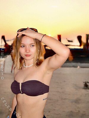 Julia Beautx Nude Leaked Photo #3