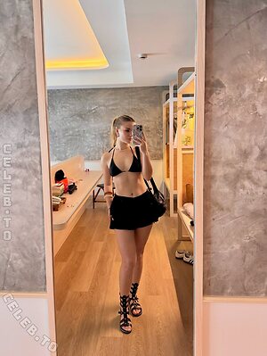 Julia Beautx Nude Leaked Photo #4