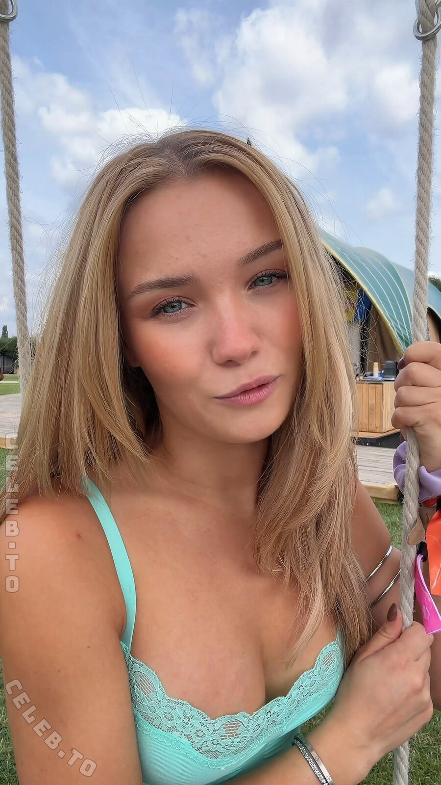 Julia Beautx photo