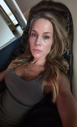 Julia Benz