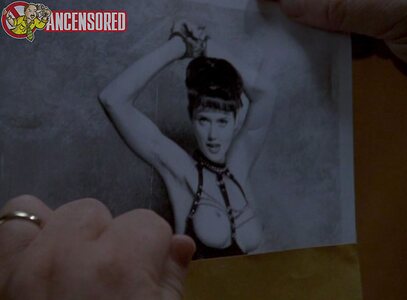 Julia Campbell leaked photo #5
