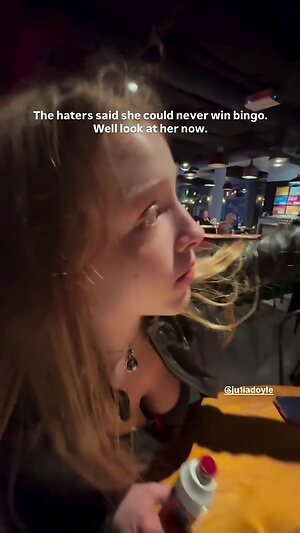 Julia Doyle leaked photo #4