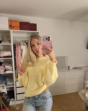 Julia Eumel Nude Leaked Photo #2