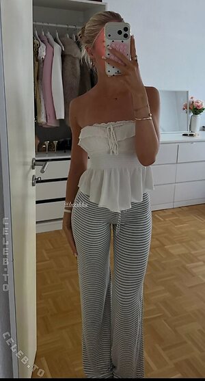 Julia Eumel photo