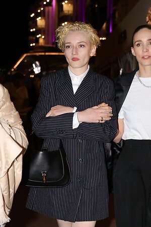 Julia Garner leaked photo #55