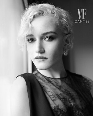 Julia Garner