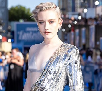 Julia Garner leaked photo #70
