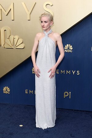 Julia Garner leaked photo #120