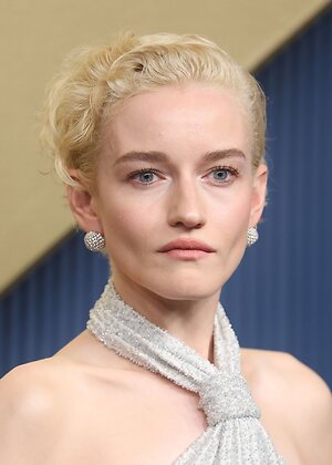 Julia Garner leaked photo #148