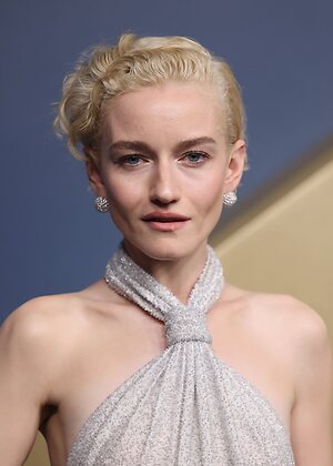 Julia Garner leaked photo #151
