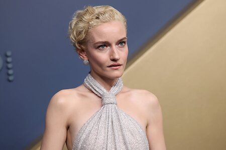 Julia Garner leaked photo #181