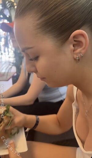 Julia Haller Nude Leaked Photo #2