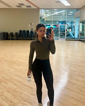Julia Lozano leaked photo #72