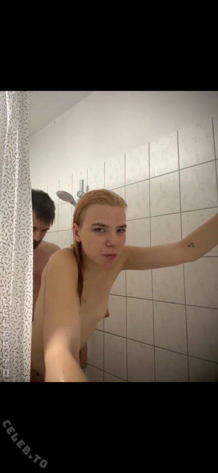 Julia Mira photo