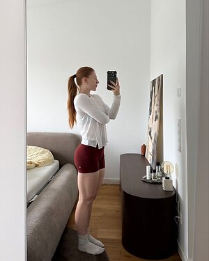 Julia Reppel leaked photo #12