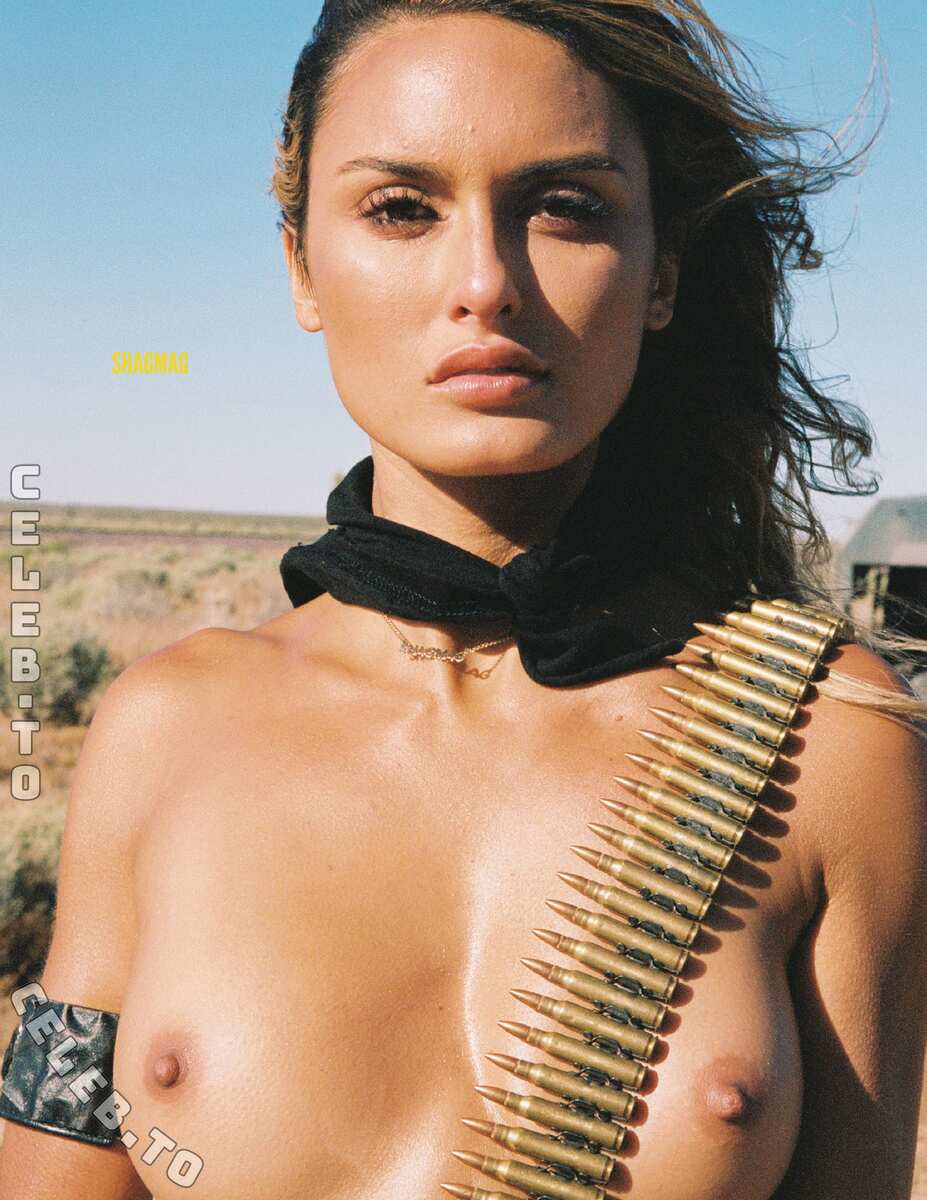 Julia Rose photo
