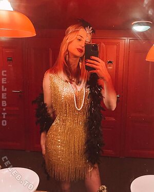 Julia Schacht Nude Leaked Photo #6